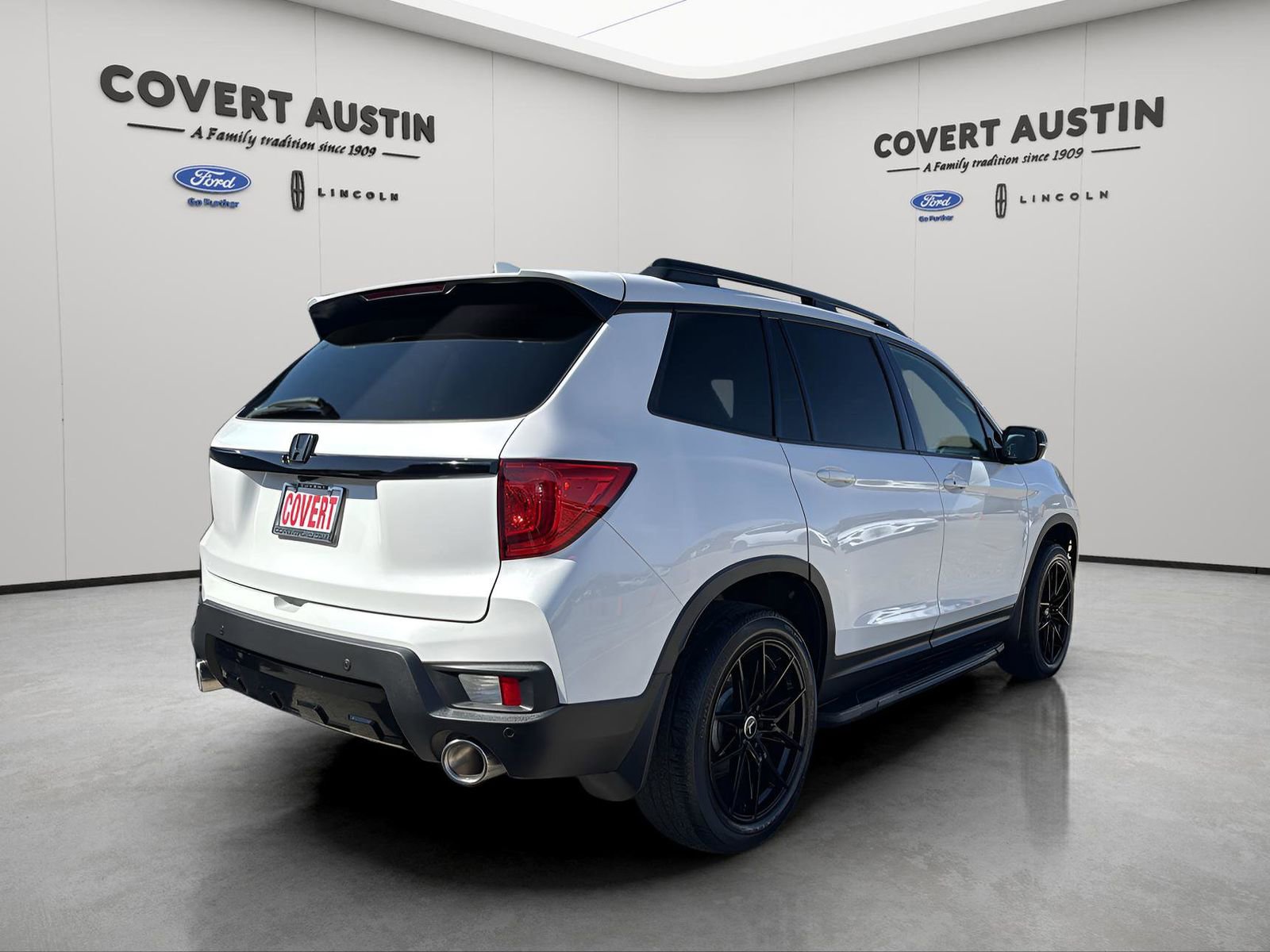 Used 2023 Honda Passport Elite image 5