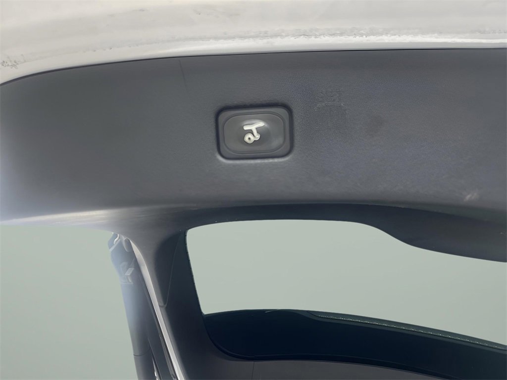 Certified 2016 Ford Edge Titanium w/ Equipment Group 302A image 39