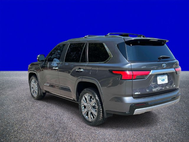 Used 2024 Toyota Sequoia Capstone AWD/4WD image 5