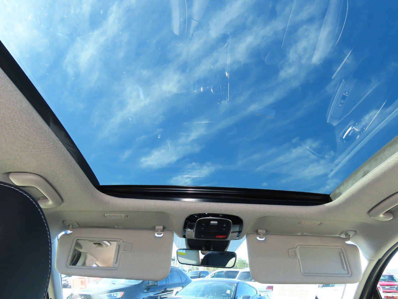 Used 2023 Hyundai Santa Fe Limited w/ Cargo Package image 23