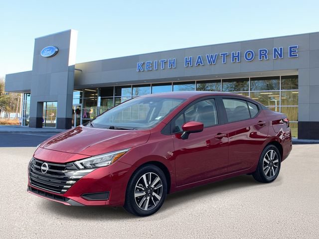 Used 2025 Nissan Versa SV FWD image 3