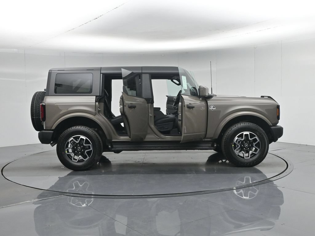 Certified 2026 Ford Bronco Outer Banks AWD/4WD image 41