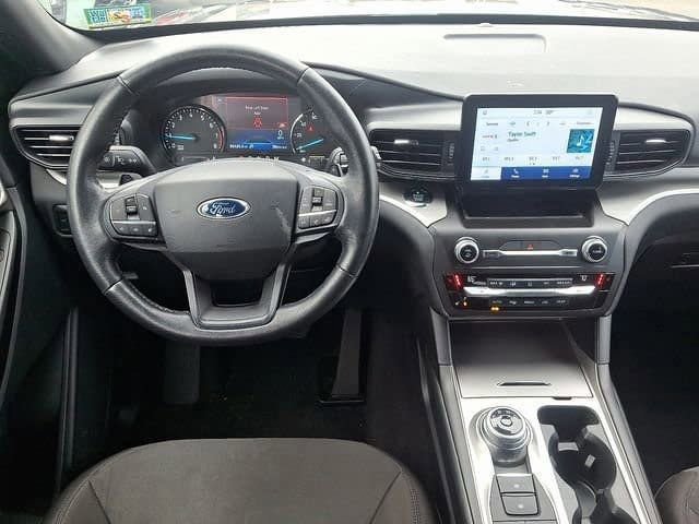 Certified 2020 Ford Explorer XLT w/ Comfort Package image 13