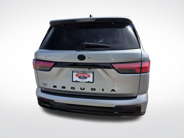 Used 2024 Toyota Sequoia Platinum AWD/4WD image 5