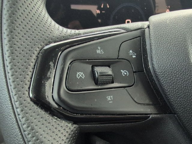 Used 2025 Chevrolet TrailBlazer LT w/ Driver Confidence Package FWD image 21