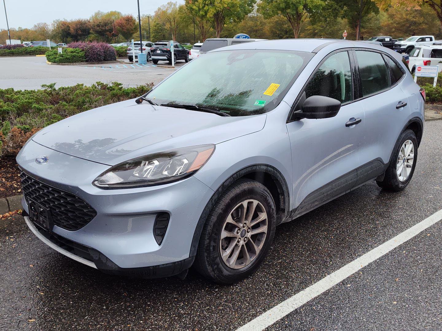 Certified 2022 Ford Escape S image 3