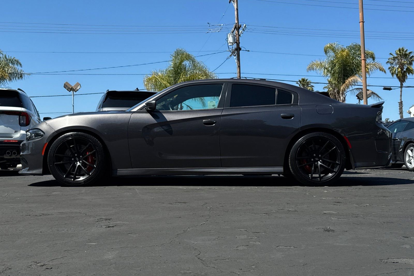 Used 2018 Dodge Charger R/T RWD image 30