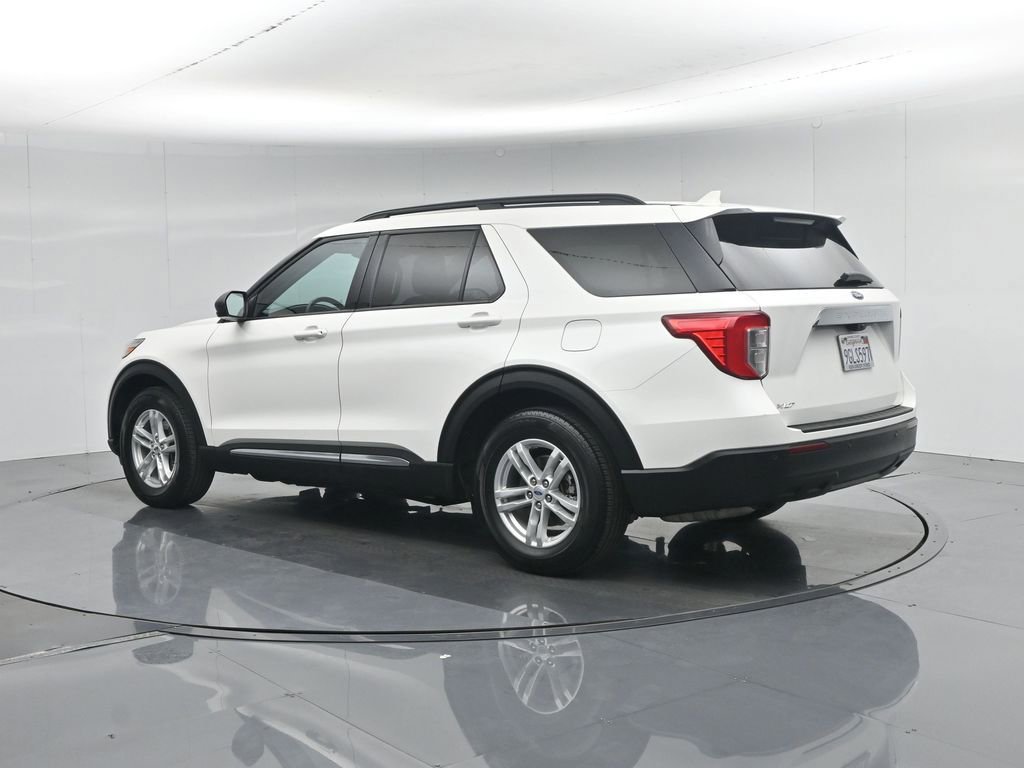Certified 2023 Ford Explorer XLT RWD image 17