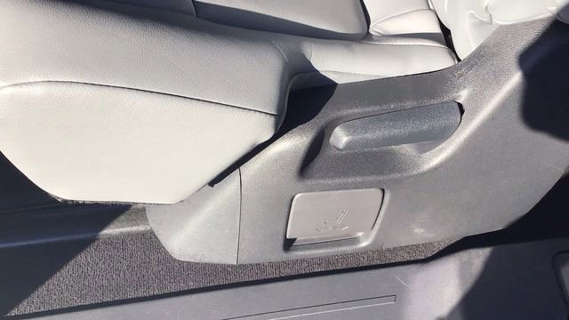 Used 2024 Toyota Sienna XLE image 13