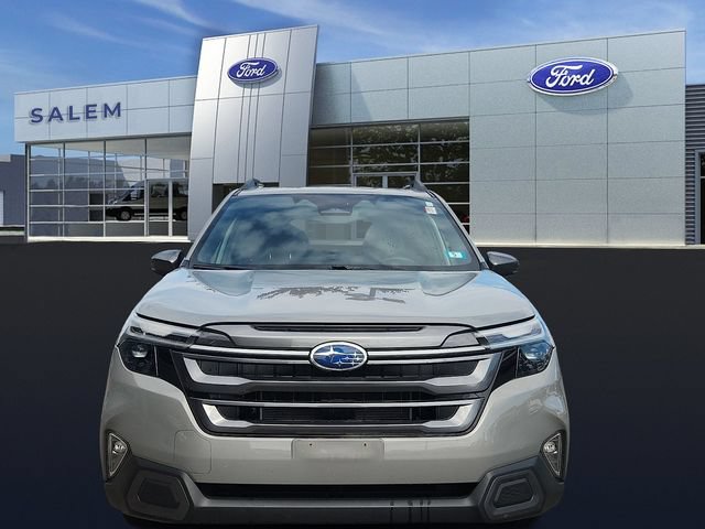 Used 2025 Subaru Forester Limited AWD/4WD image 7