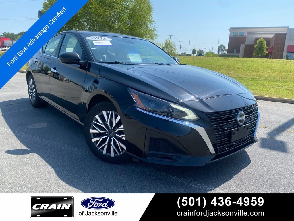 Used 2025 Nissan Altima 2.5 SV