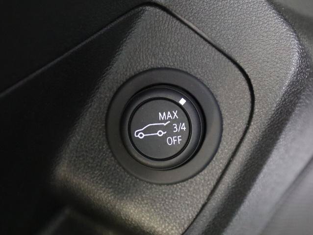 Used 2022 GMC Terrain AT4 w/ Infotainment Package II AWD/4WD image 32