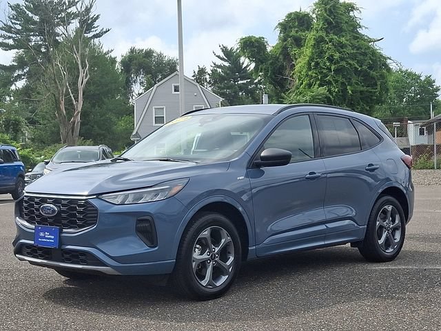 Certified 2024 Ford Escape ST-Line AWD/4WD image 3