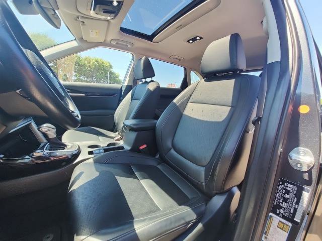 Used 2023 Kia Seltos SX w/ SX Sunroof Package image 7