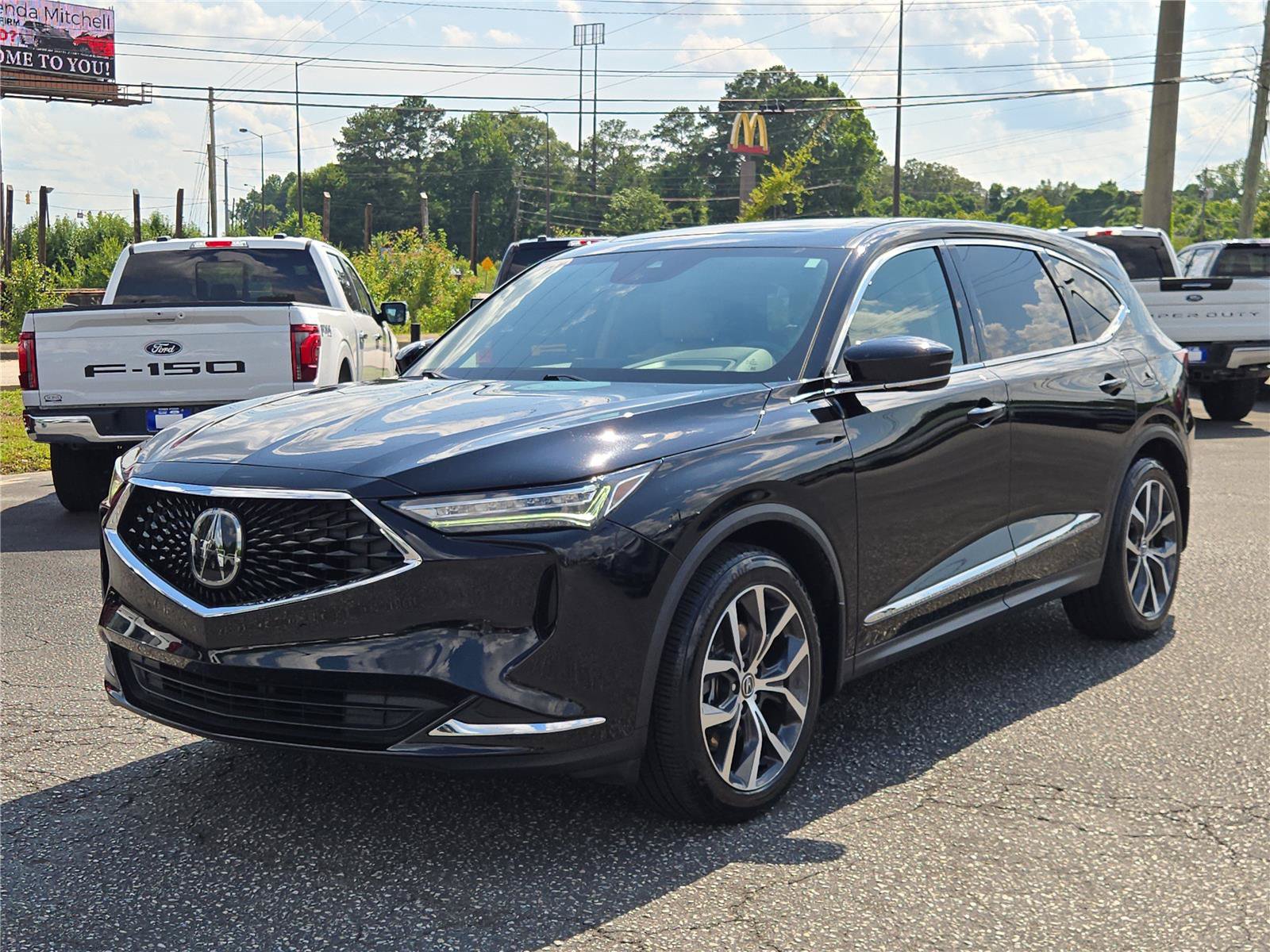 Used 2023 Acura MDX FWD w/ Technology Package image 2
