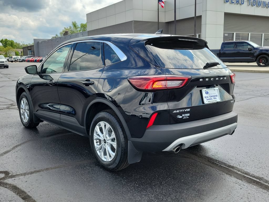 Certified 2023 Ford Escape Active AWD/4WD image 6