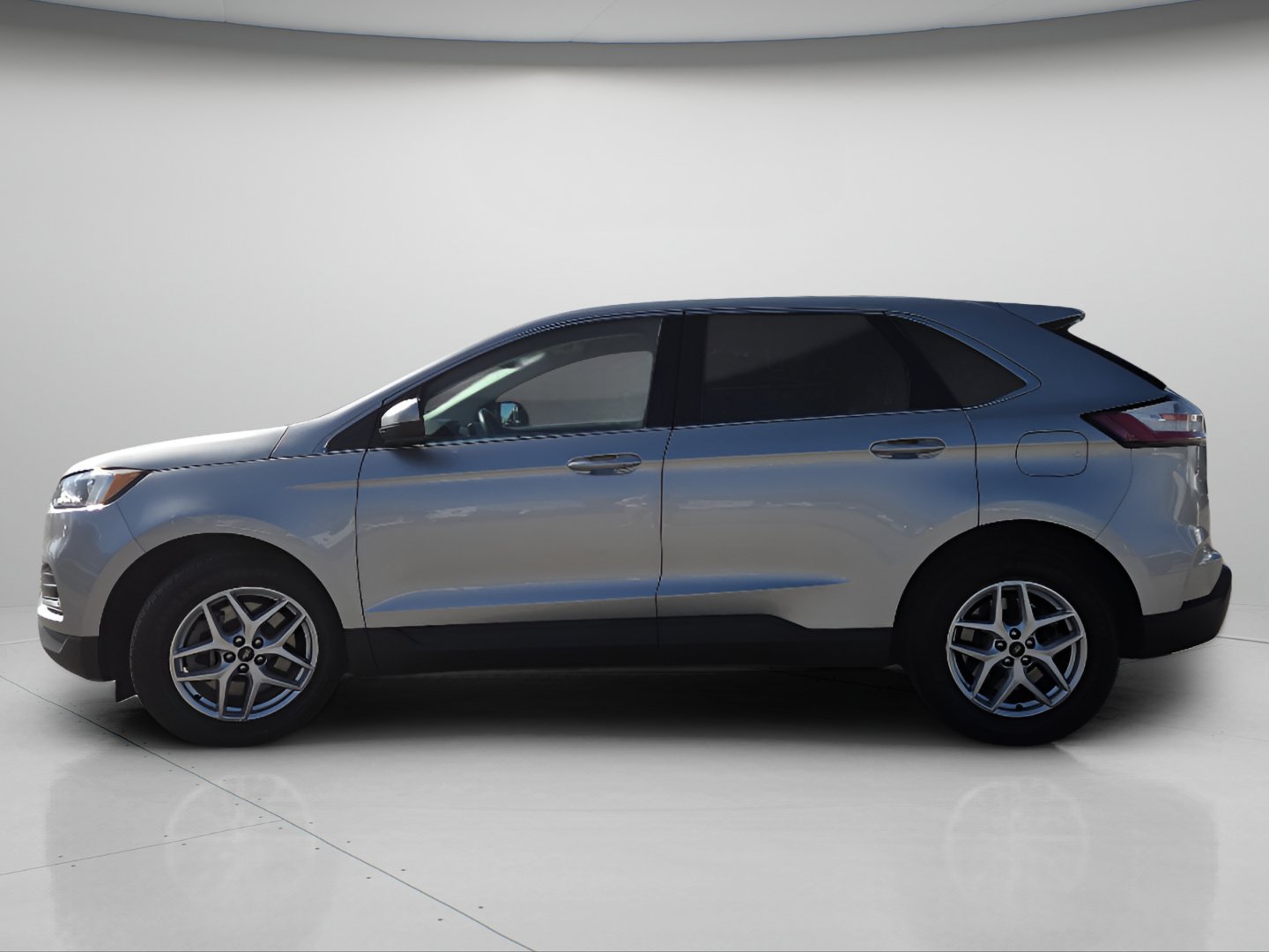 Certified 2024 Ford Edge SEL AWD/4WD image 15