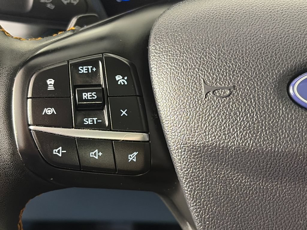 Certified 2025 Ford Maverick Tremor AWD/4WD image 17
