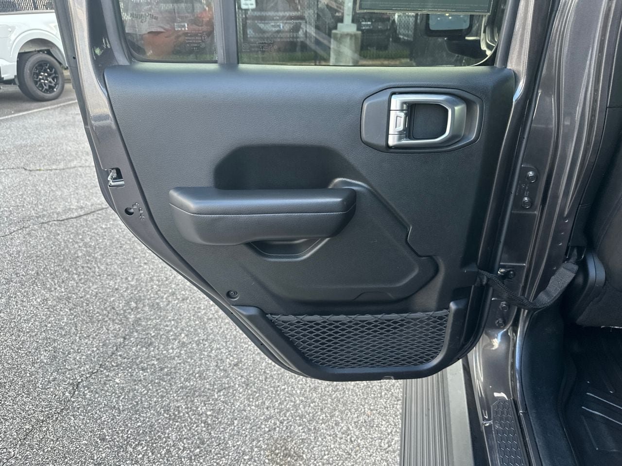Used 2019 Jeep Wrangler Unlimited Sport S AWD/4WD image 21