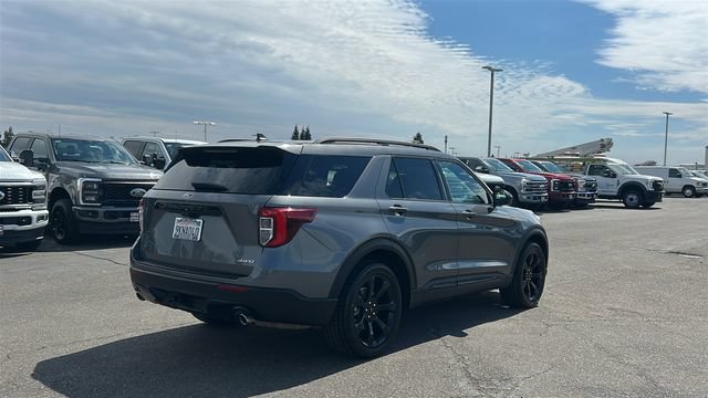 Certified 2023 Ford Explorer ST-Line w/ Class IV Trailer Tow Package AWD/4WD image 3