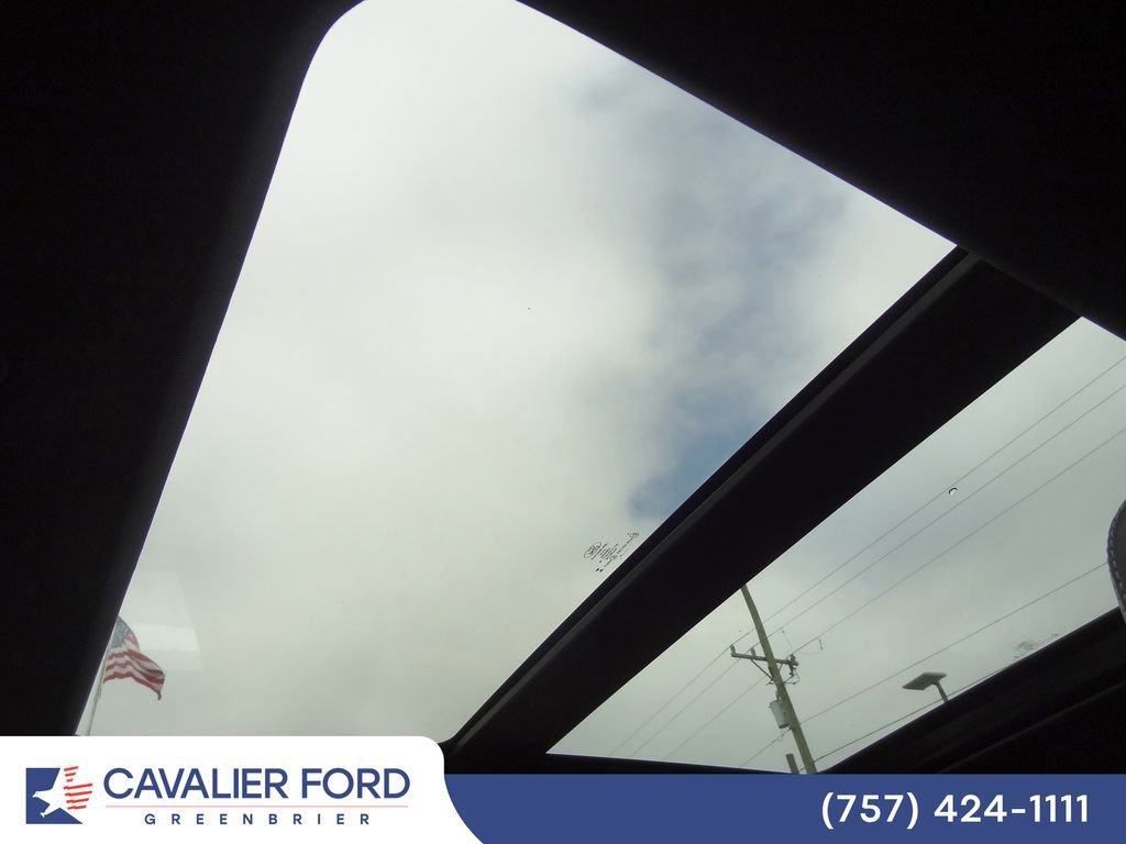 Certified 2023 Ford Explorer ST w/ Equipment Group 401A AWD/4WD image 8
