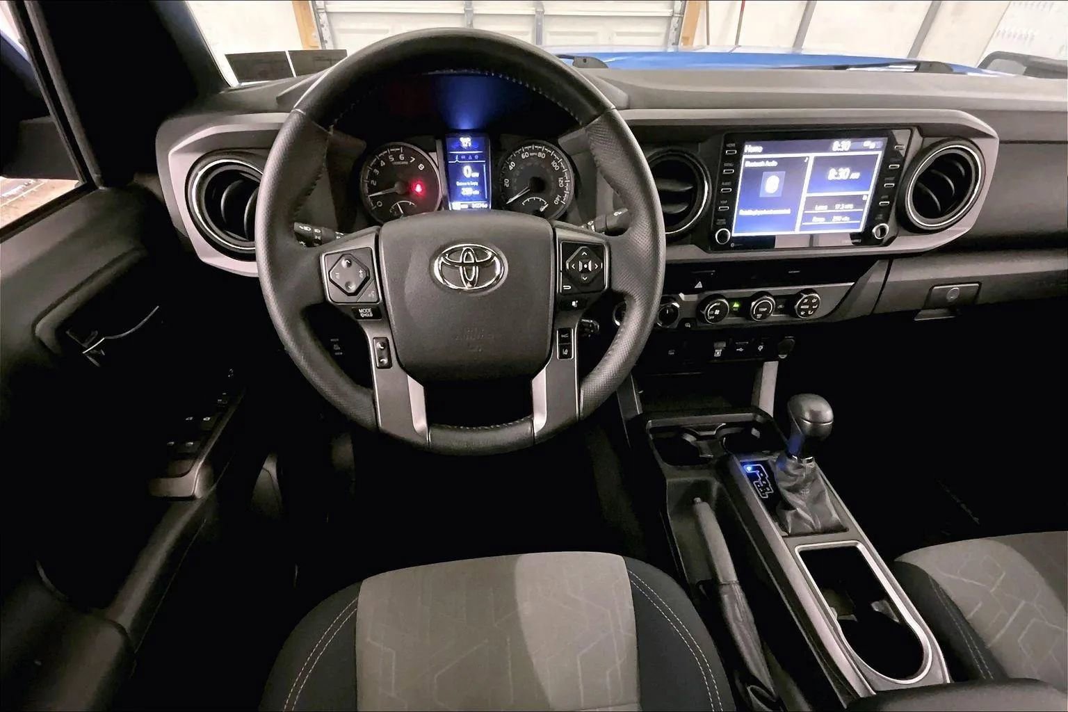 Used 2020 Toyota Tacoma TRD Off-Road w/ Blackout Package image 5