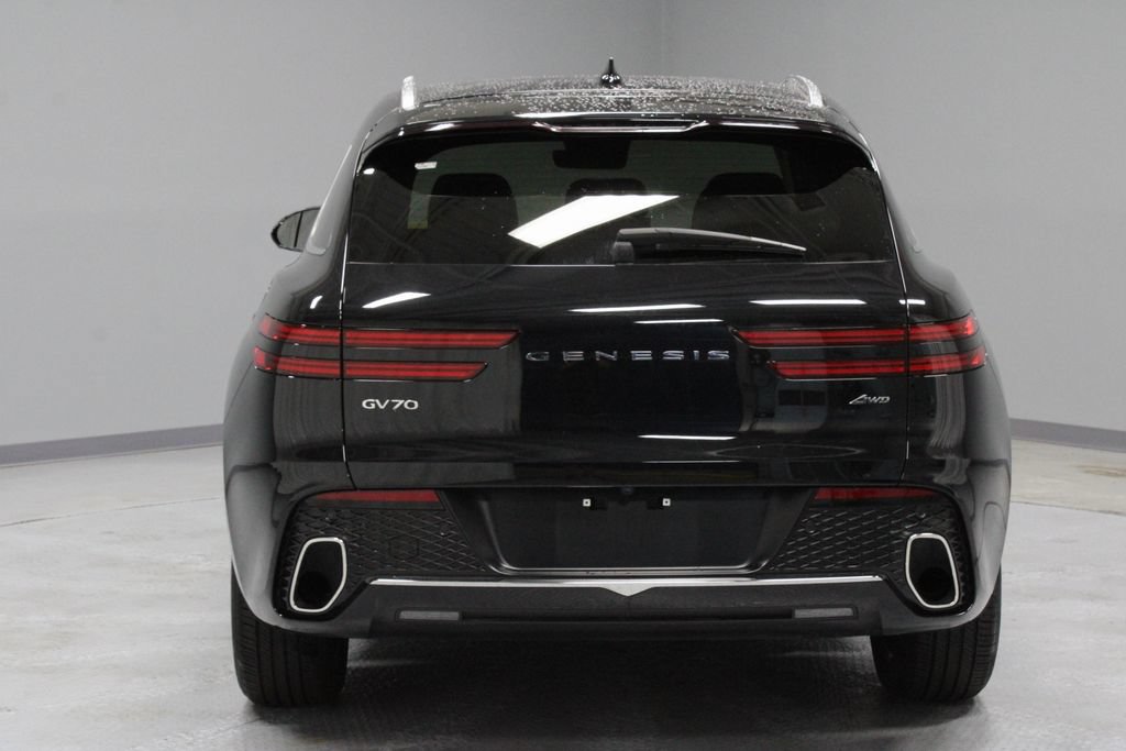 Used 2024 Genesis GV70 2.5T w/ Advanced Package AWD/4WD image 10