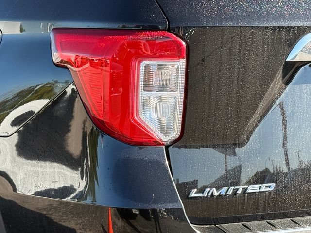 Certified 2024 Ford Explorer Limited w/ Limited Technology Package AWD/4WD image 31