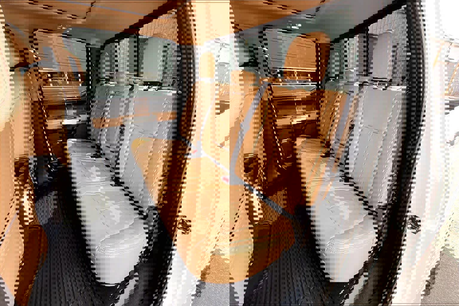 Certified 2022 Ford F250 Lariat w/ Tremor Off-Road Package image 23