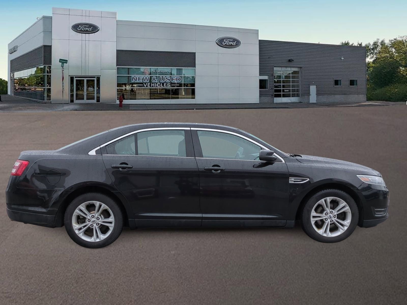 Certified 2018 Ford Taurus SEL image 12