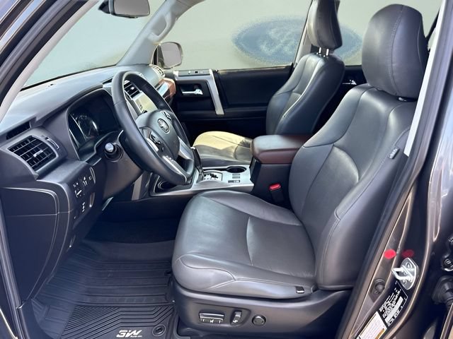 Used 2020 Toyota 4Runner Limited AWD/4WD image 19