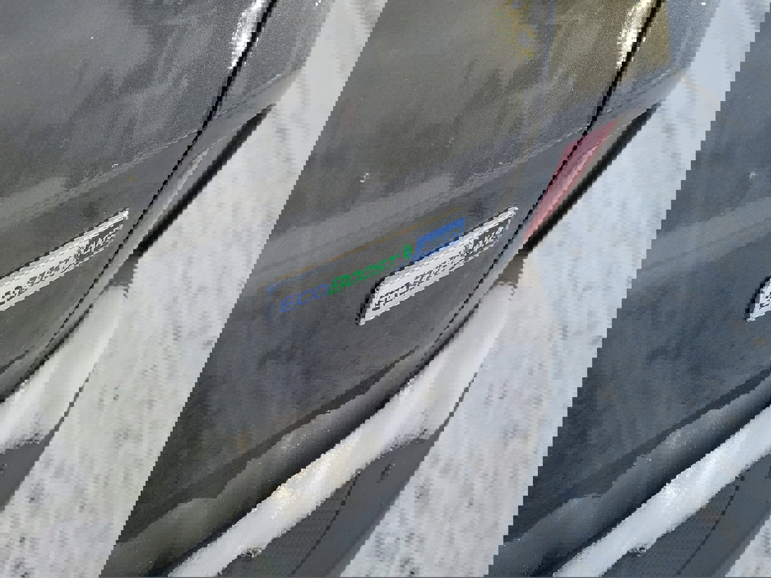 Certified 2020 Ford Escape SE image 6