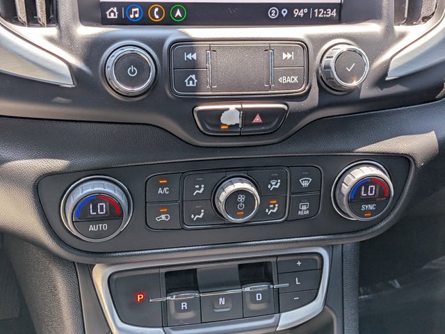 Used 2022 GMC Terrain SLE w/ Driver Convenience Package FWD image 26