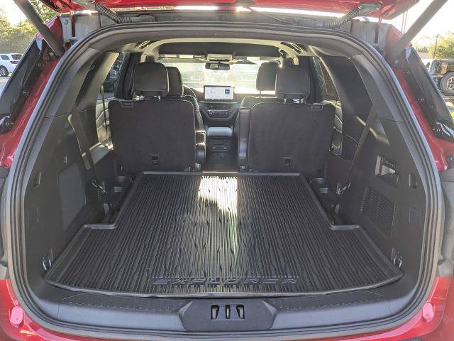 Certified 2025 Ford Explorer ST RWD image 13