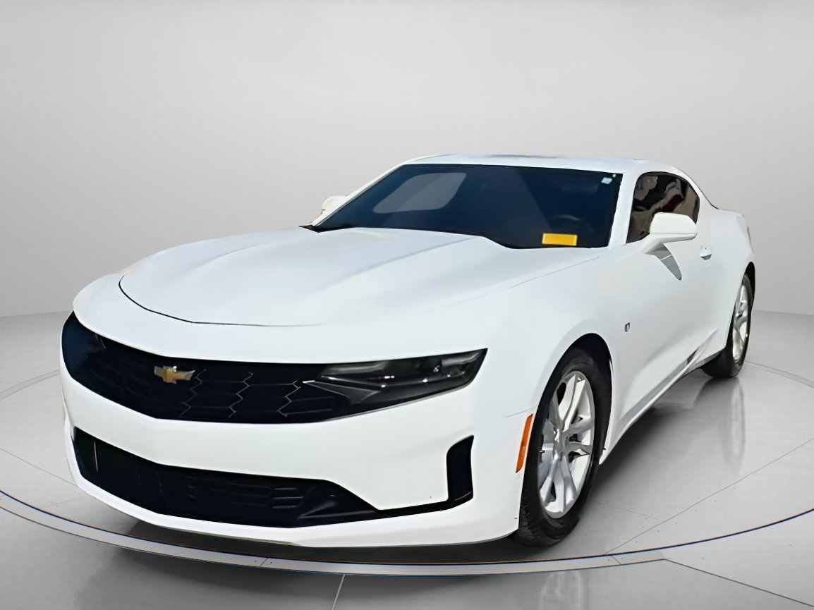 Used 2020 Chevrolet Camaro LS image 3
