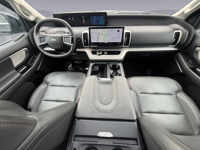 Certified 2025 Ford Expedition Active AWD/4WD image 12