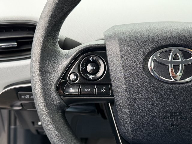 Used 2022 Toyota Prius LE FWD image 16