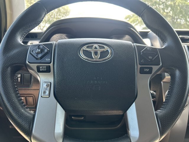 Used 2018 Toyota 4Runner SR5 RWD image 28