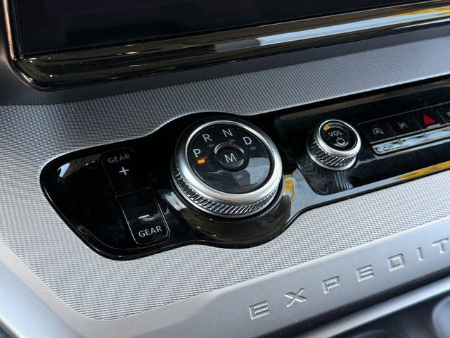 Certified 2025 Ford Expedition Max Active AWD/4WD image 20