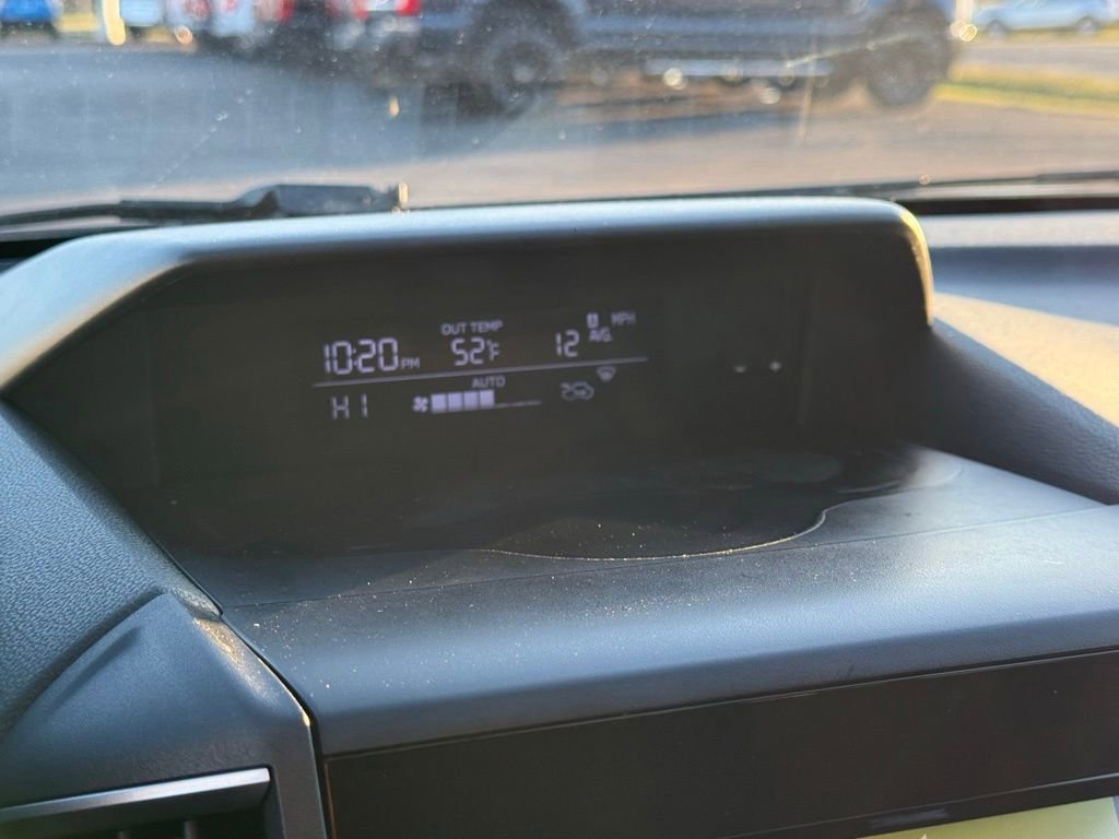 Used 2020 Subaru Crosstrek 2.0i Premium image 23