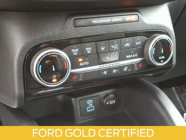 Certified 2022 Ford Escape Titanium AWD/4WD image 23