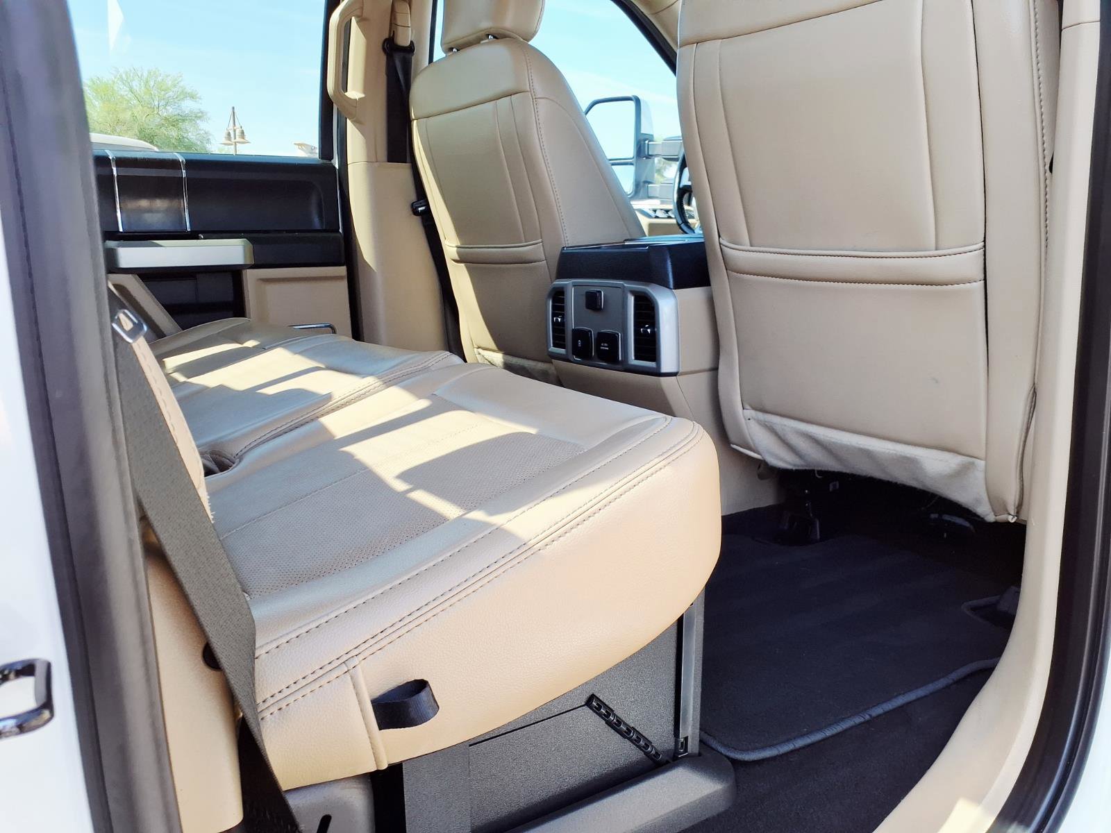 Certified 2021 Ford F250 Lariat w/ Lariat Value Package AWD/4WD image 13