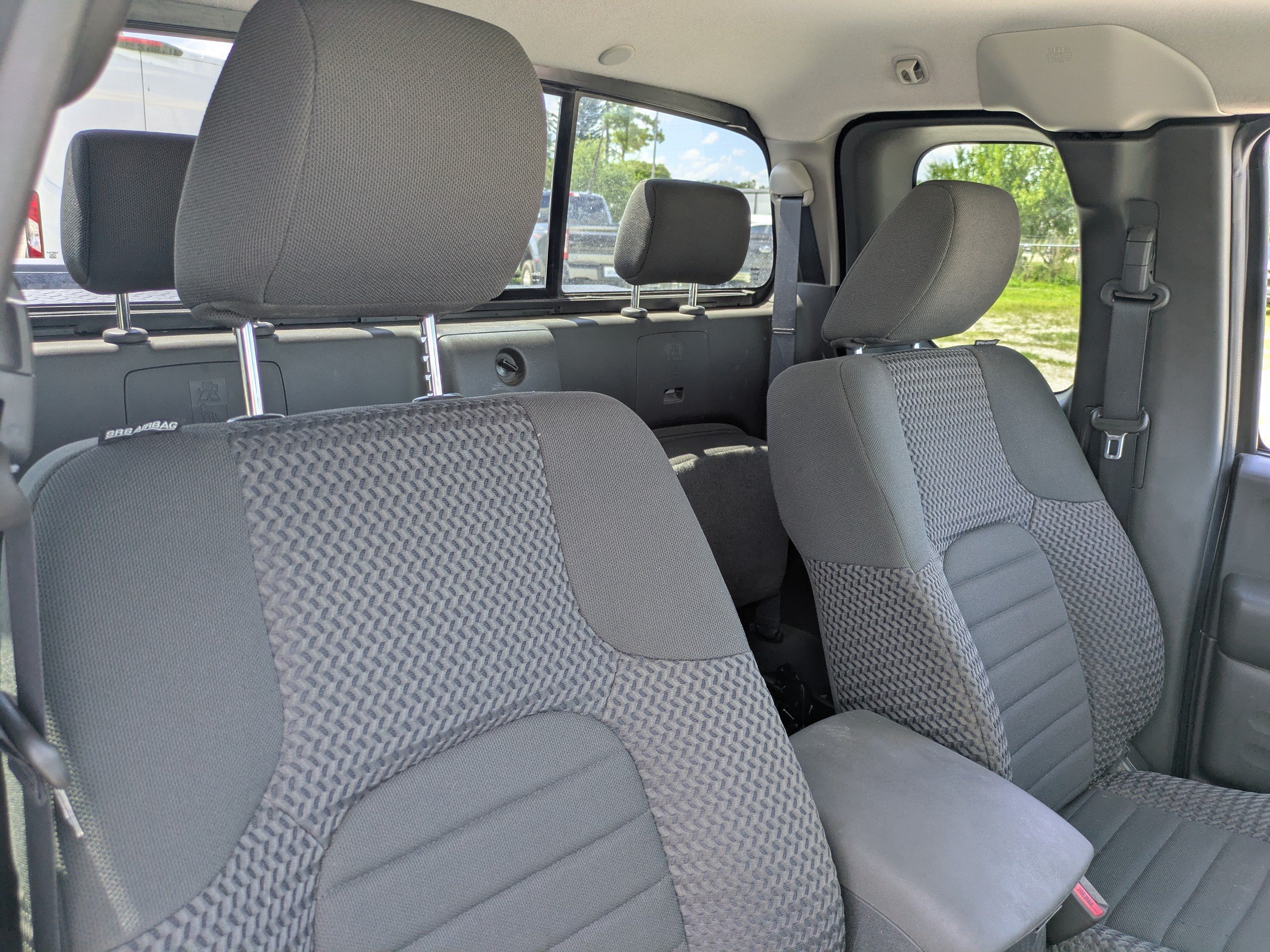 Used 2020 Nissan Frontier SV RWD image 13