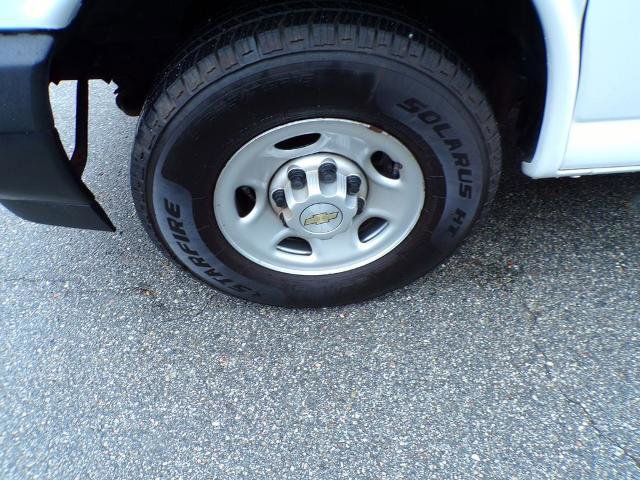 Used 2022 Chevrolet Express 2500 RWD image 4