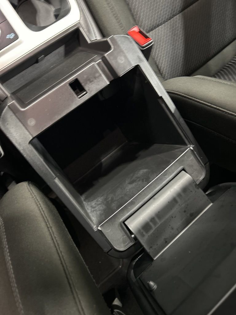 Certified 2024 Ford Explorer XLT w/ Class IV Trailer Tow Package image 26