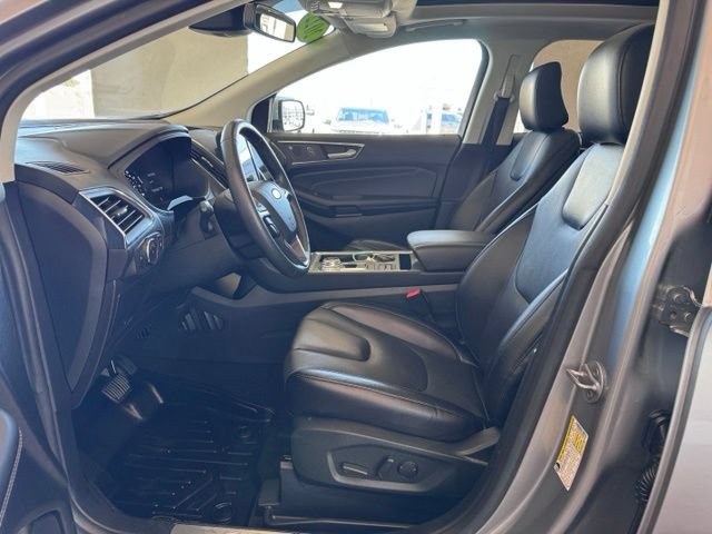 Certified 2022 Ford Edge Titanium AWD/4WD image 9