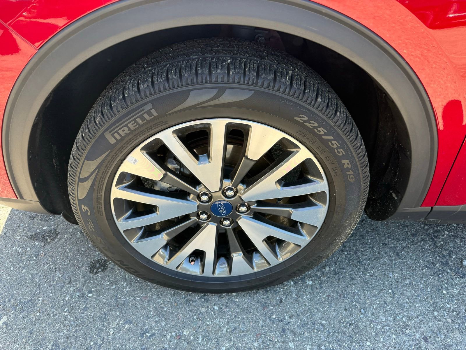 Certified 2020 Ford Escape Titanium image 10