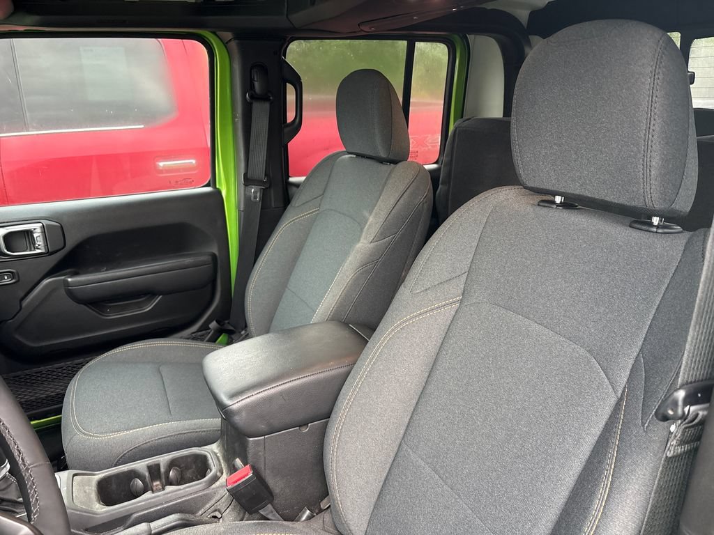 Used 2025 Jeep Gladiator Sport AWD/4WD image 10