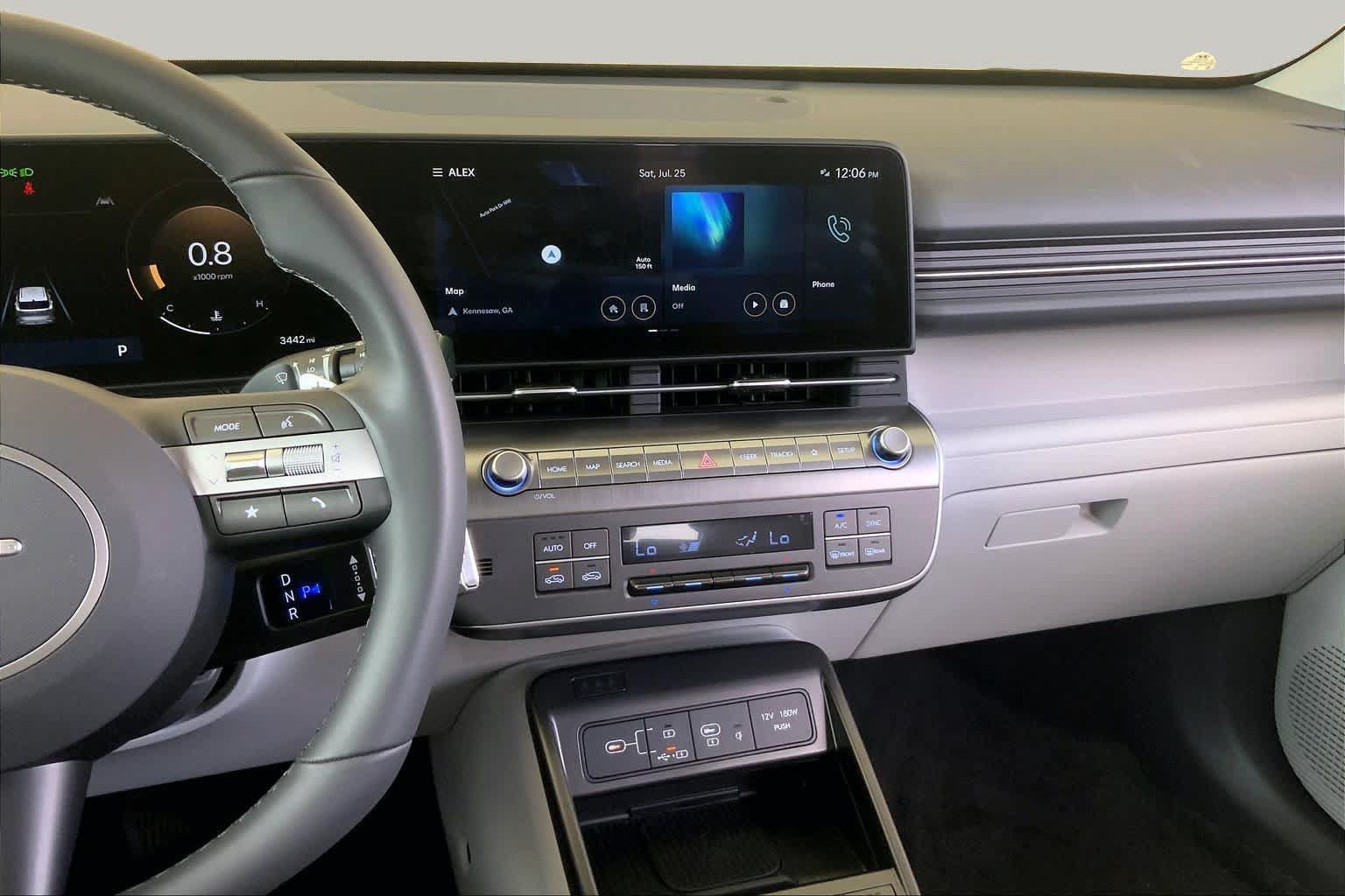 Used 2025 Hyundai Kona SEL FWD image 7