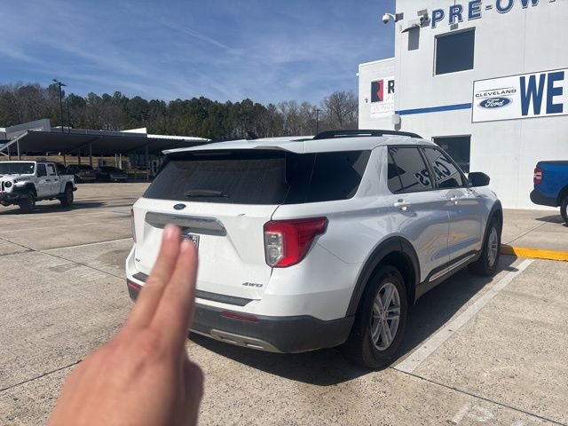 Certified 2021 Ford Explorer XLT w/ Equipment Group 202A image 11